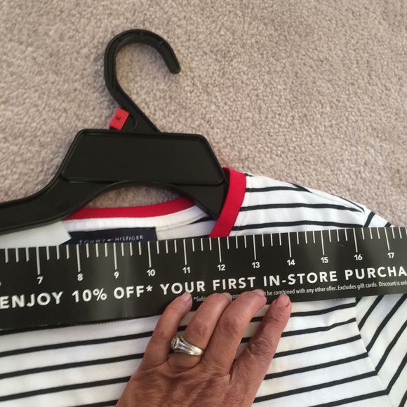 NWT Tommy Hilfiger Dress Shirt ( M ) - Picture 8 of 10